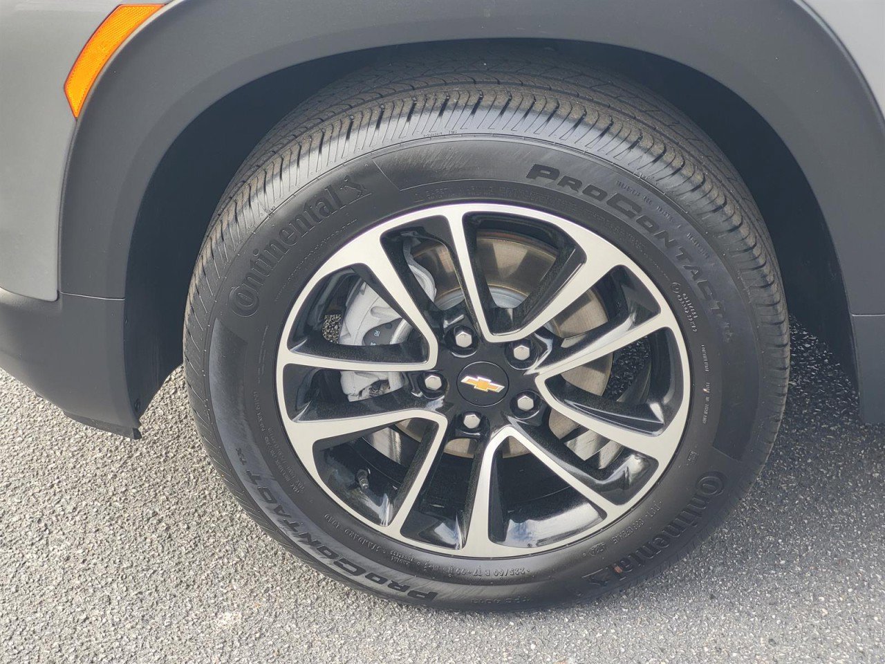 Used 2025 Chevrolet TrailBlazer LT AWD/4WD image 8