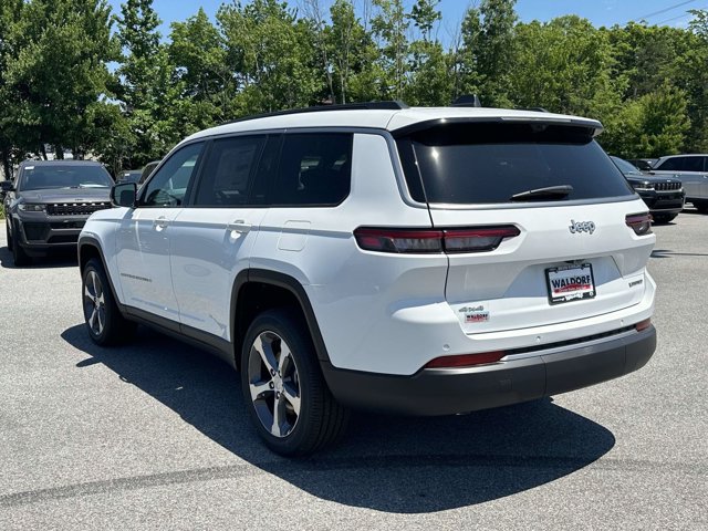 New 2026 Jeep Grand Cherokee L Limited w/ Luxury Tech Group II AWD/4WD image 4