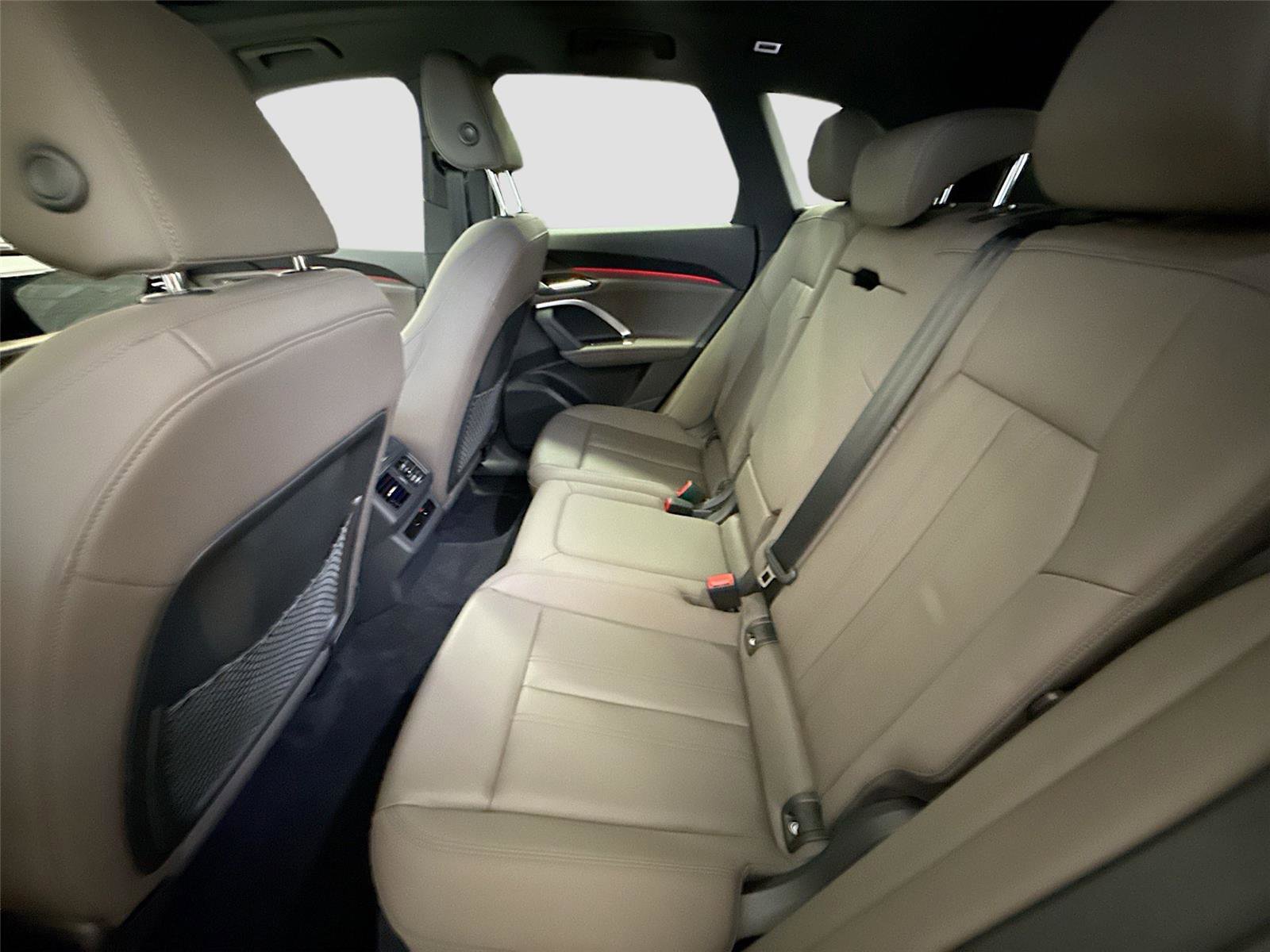 Certified 2025 Audi Q5 Premium w/ Convenience Package image 25