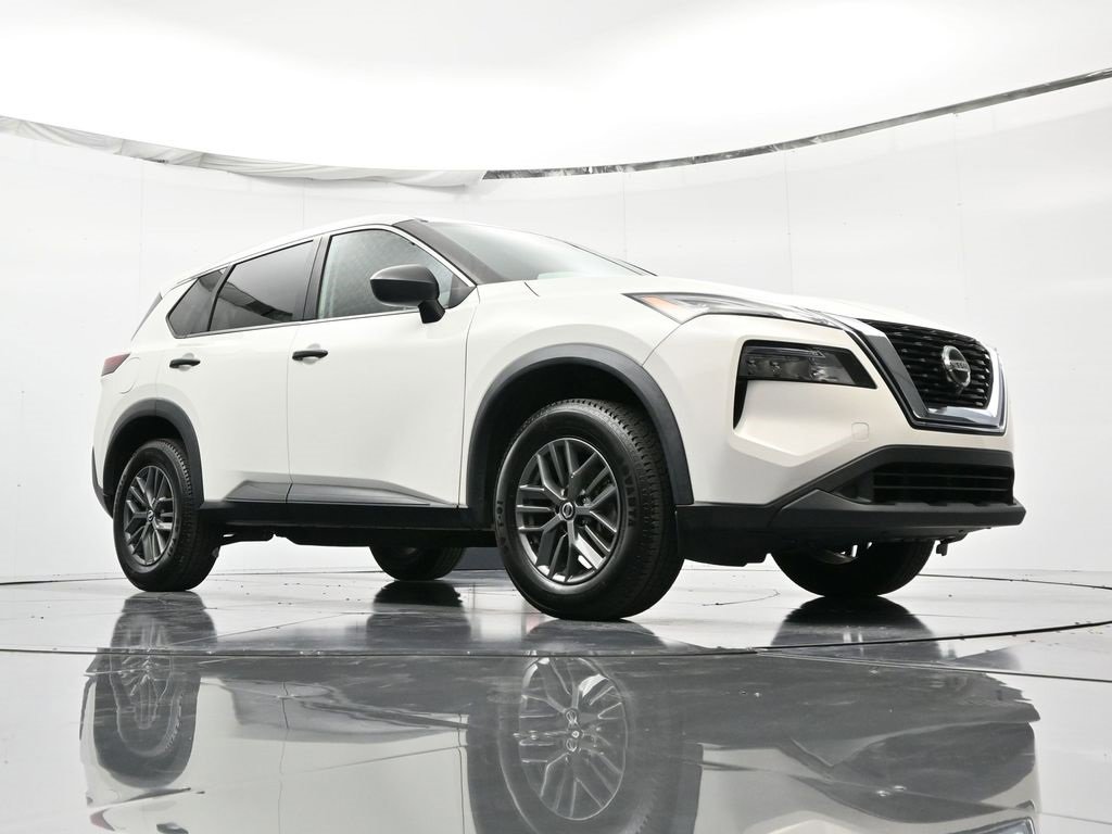 Used 2021 Nissan Rogue S image 37