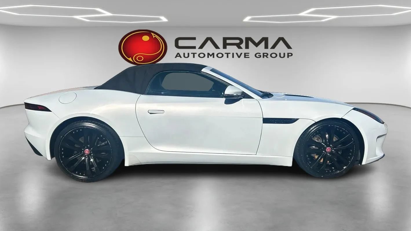 Used 2020 Jaguar F-TYPE Convertible RWD image 6