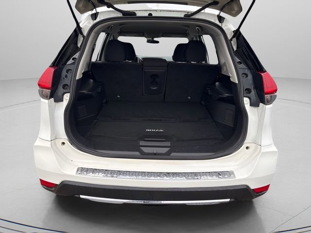 Used 2017 Nissan Rogue S image 21