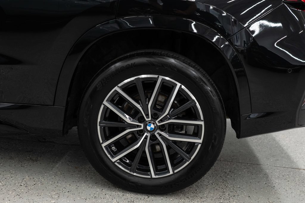 Used 2026 BMW X1 xDrive28i AWD/4WD image 33