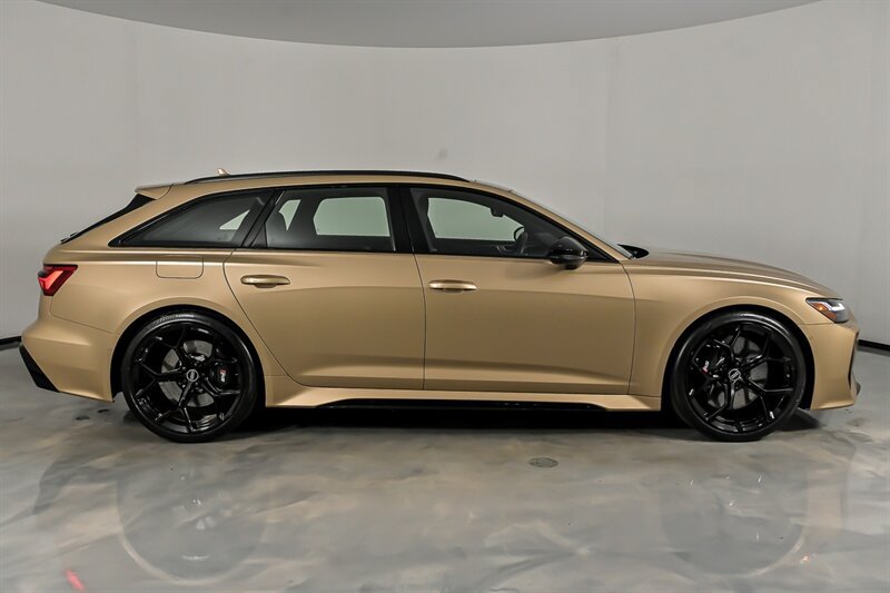 Used 2024 Audi RS 6 performance AWD/4WD image 11