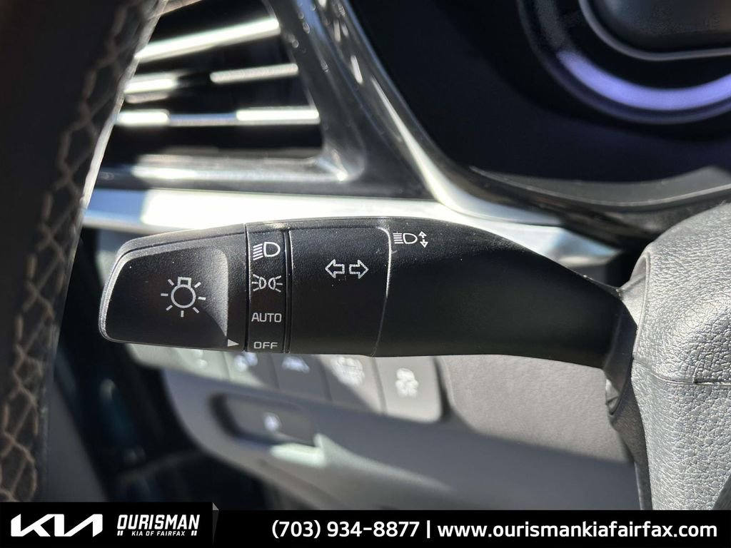 Used 2022 Kia Niro LXS image 13