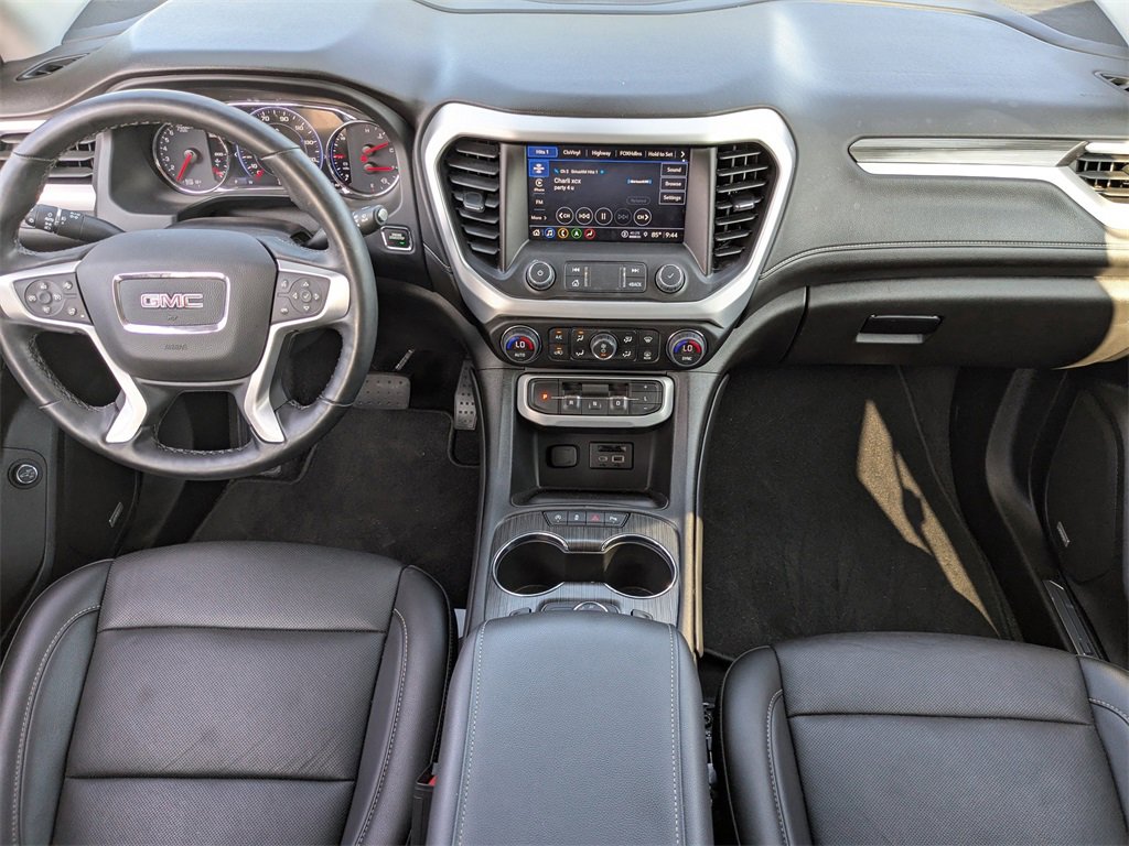 Used 2023 GMC Acadia SLT w/ Elevation Edition image 15