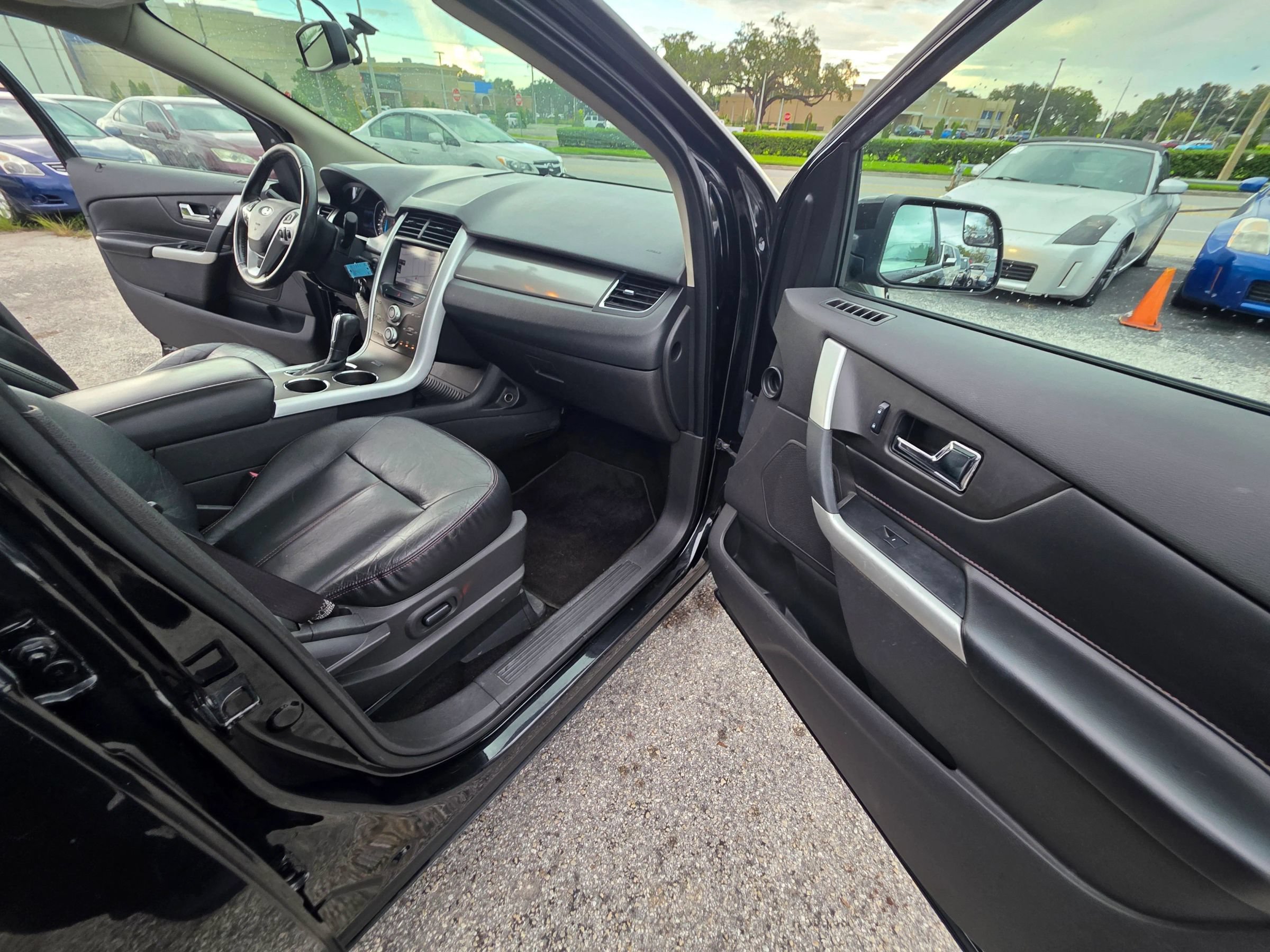 Used 2013 Ford Edge SEL FWD image 20