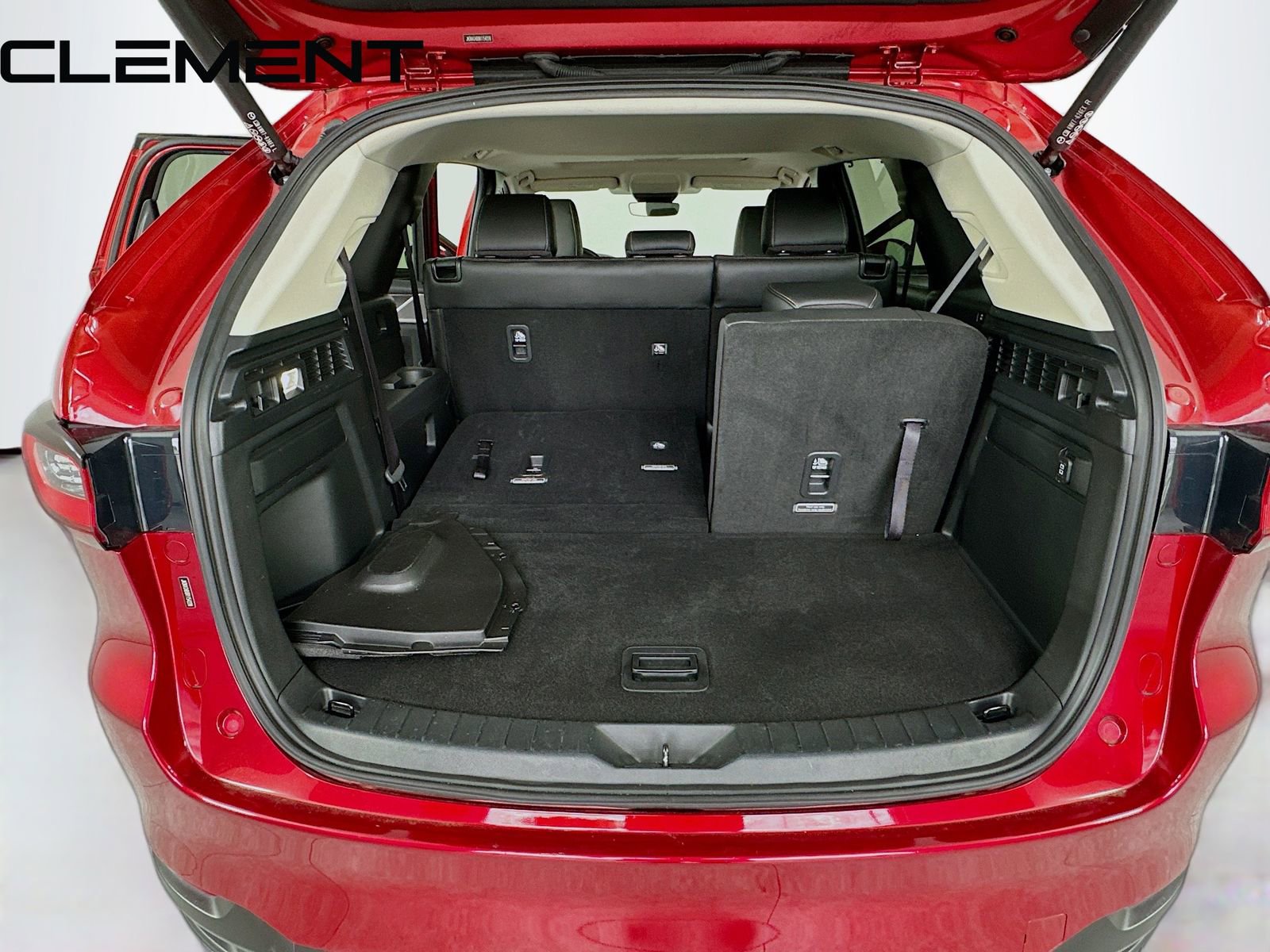 Used 2024 MAZDA CX-90 3.3 Turbo w/ Preferred Plus AWD/4WD image 11