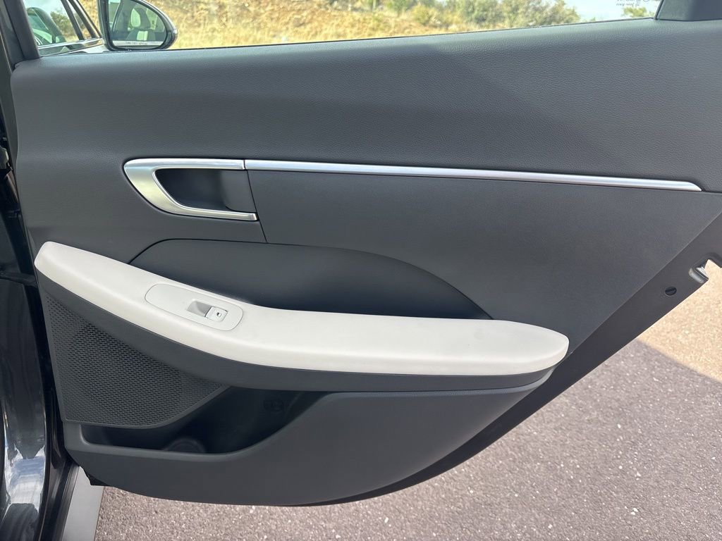 Certified 2023 Hyundai Sonata SE FWD image 17