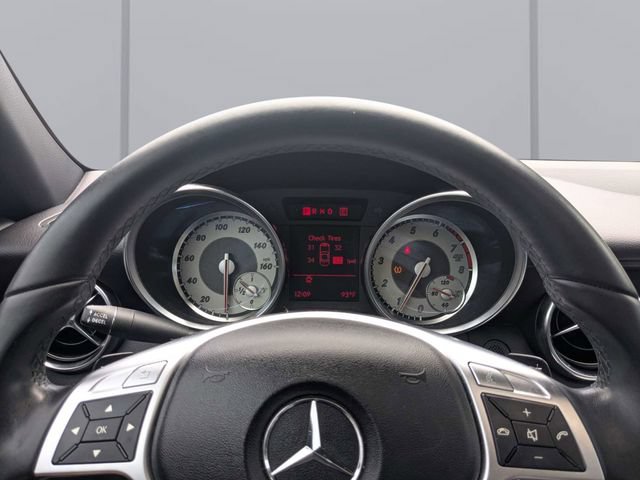 Used 2012 Mercedes-Benz SLK 350 image 19