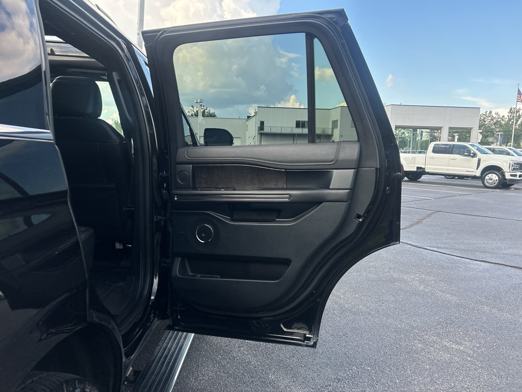 Certified 2021 Ford Expedition Limited RWD image 23