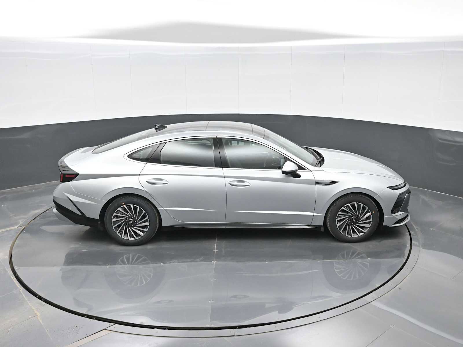 New 2026 Hyundai Sonata Limited image 27