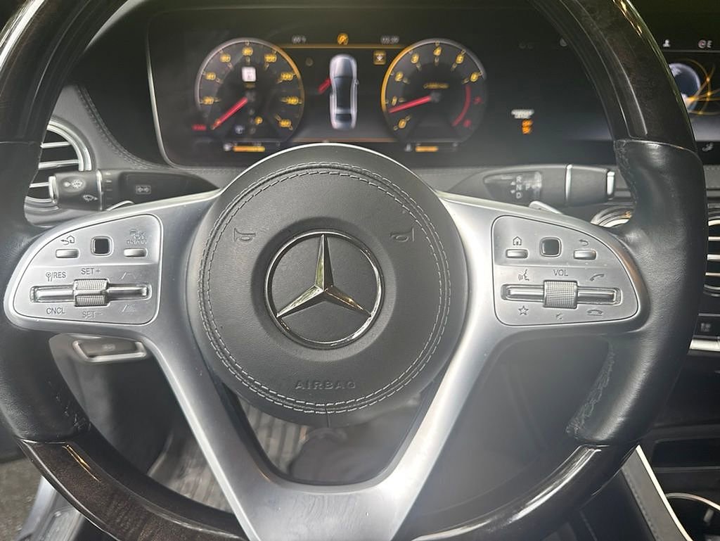 Used 2020 Mercedes-Benz S 560 Sedan w/ AMG Line Exterior image 15