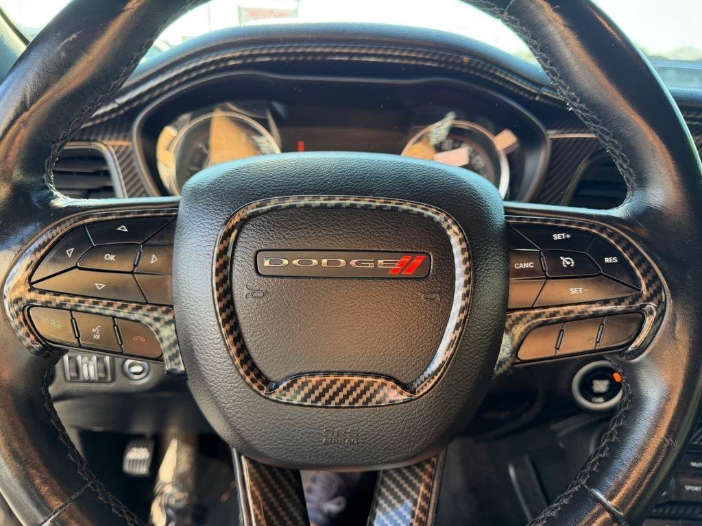 Used 2018 Dodge Challenger SXT RWD image 20
