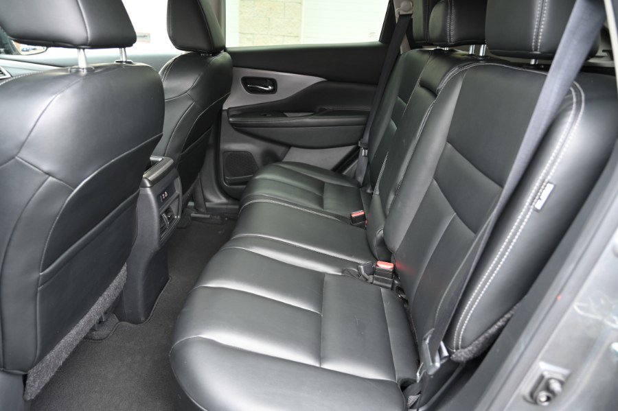 Used 2023 Nissan Murano SV image 16