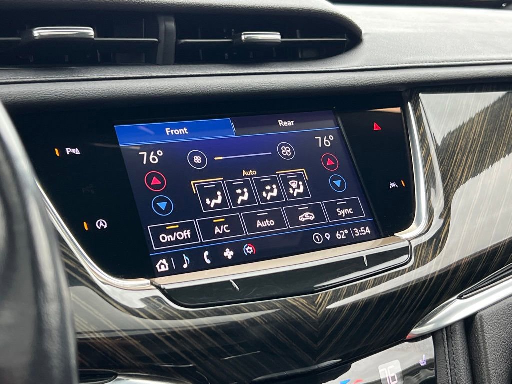 Used 2022 Cadillac XT6 Premium Luxury image 36