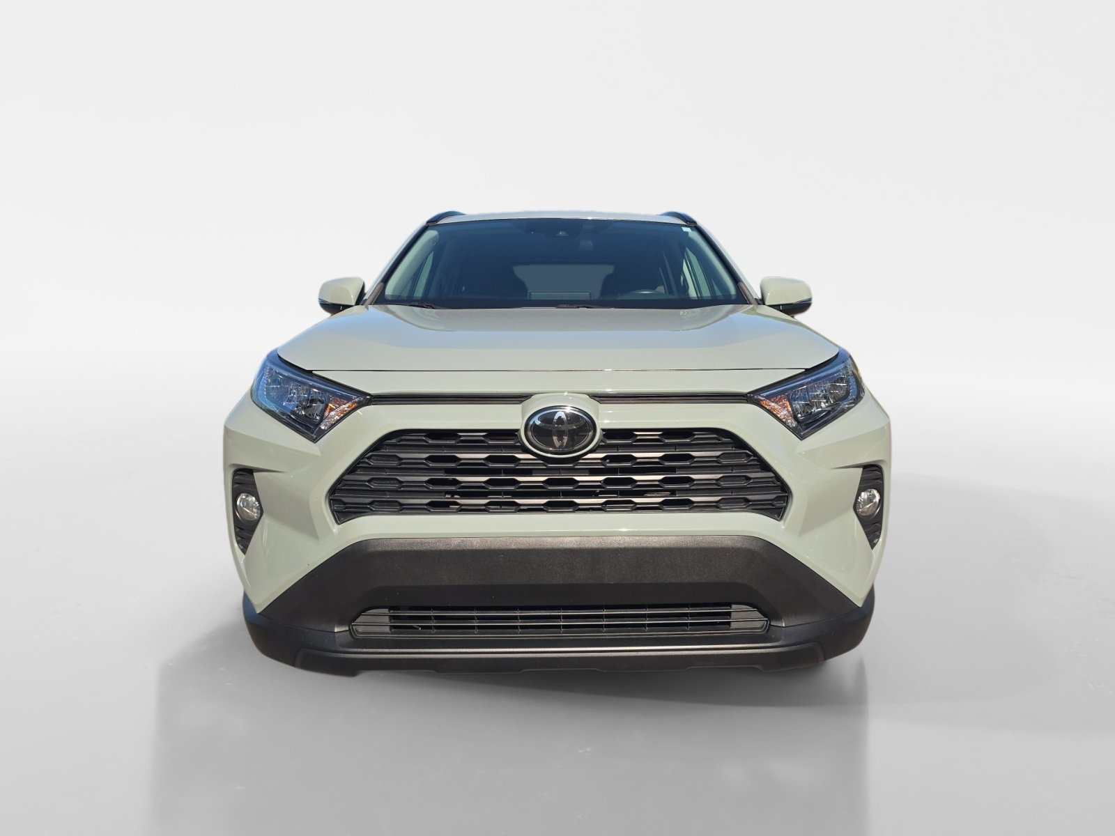 Used 2021 Toyota RAV4 XLE w/ Convenience Package AWD/4WD image 8