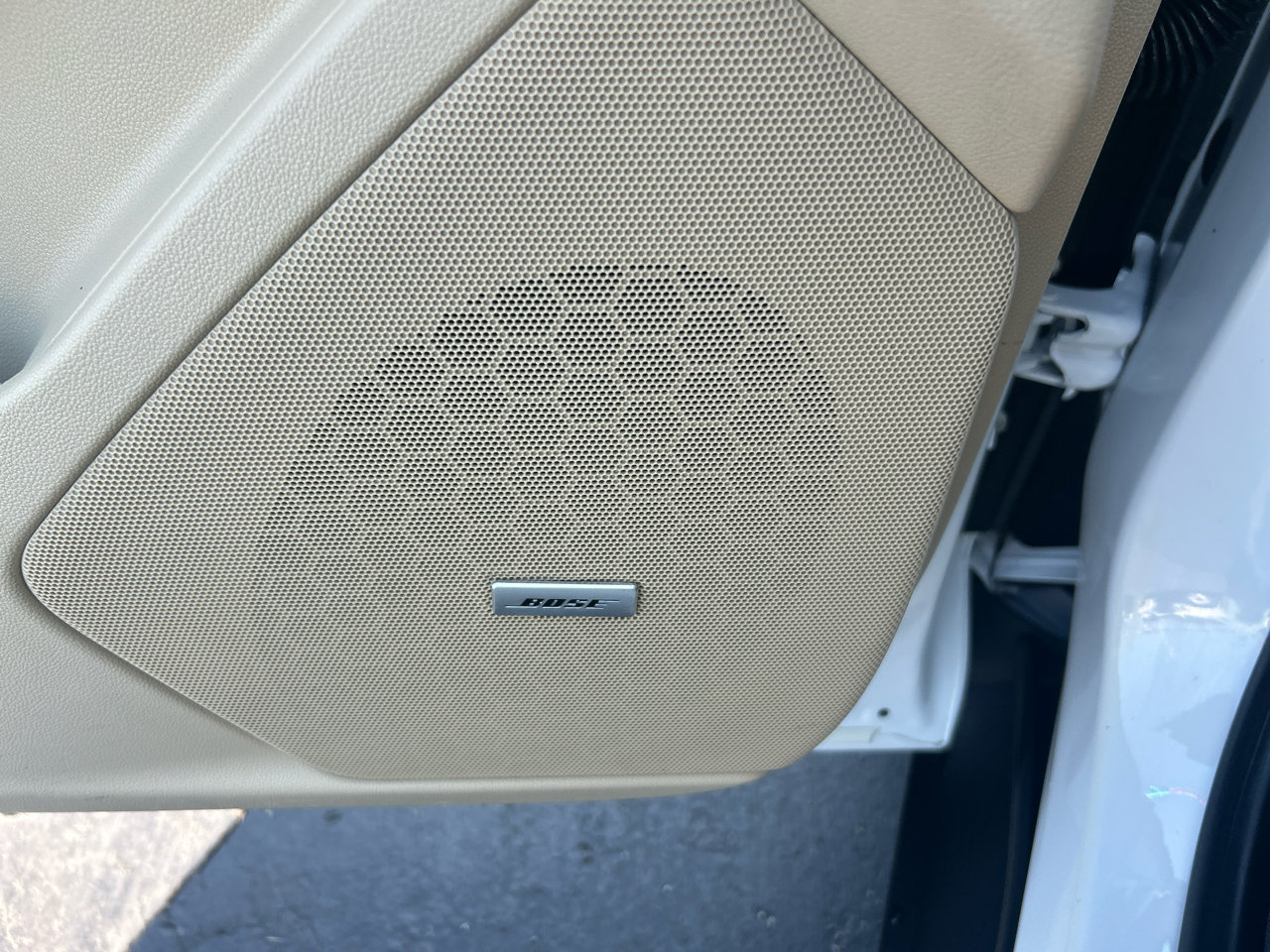 Used 2017 Cadillac XT5 Luxury image 32