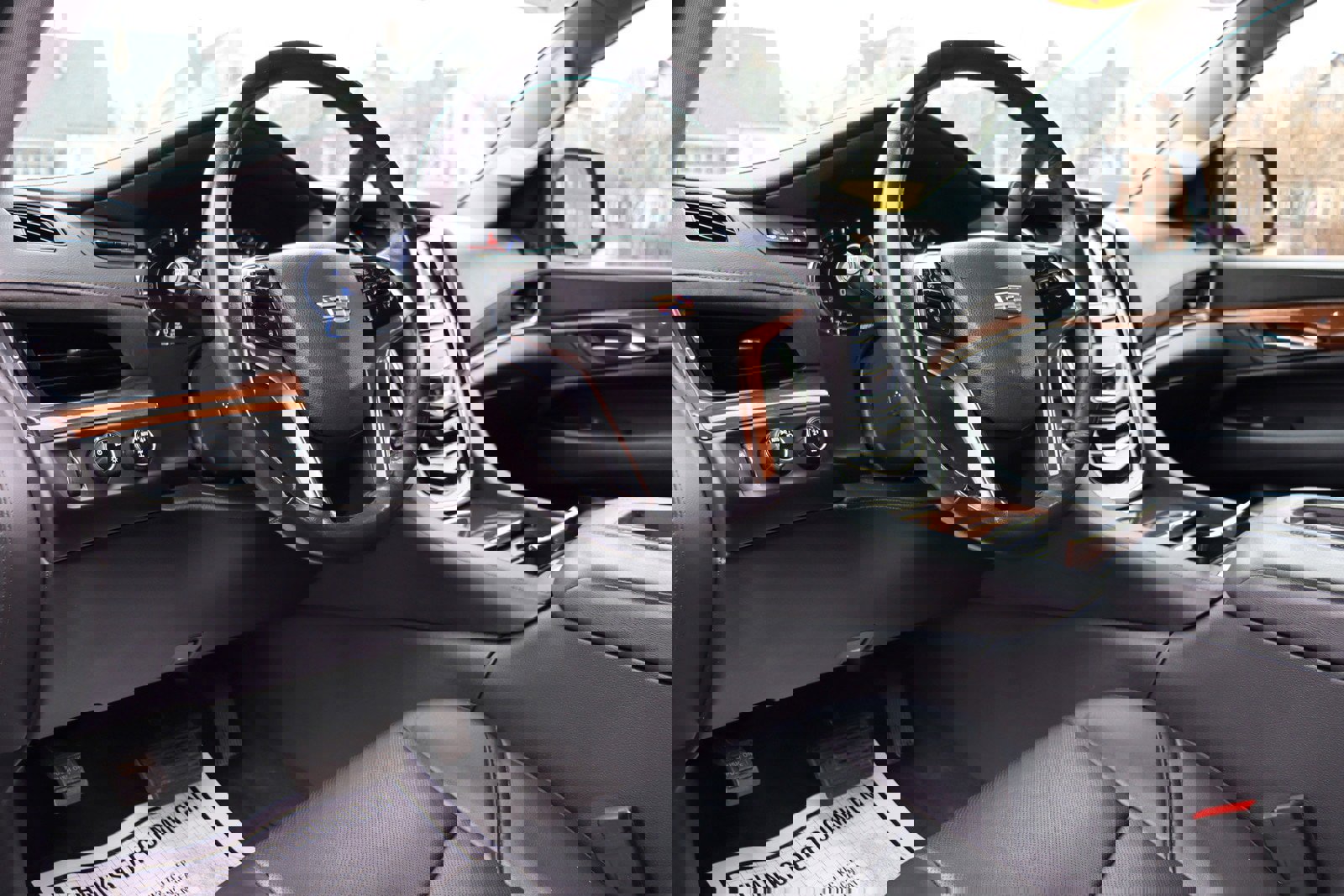 Used 2020 Cadillac Escalade ESV Luxury image 10