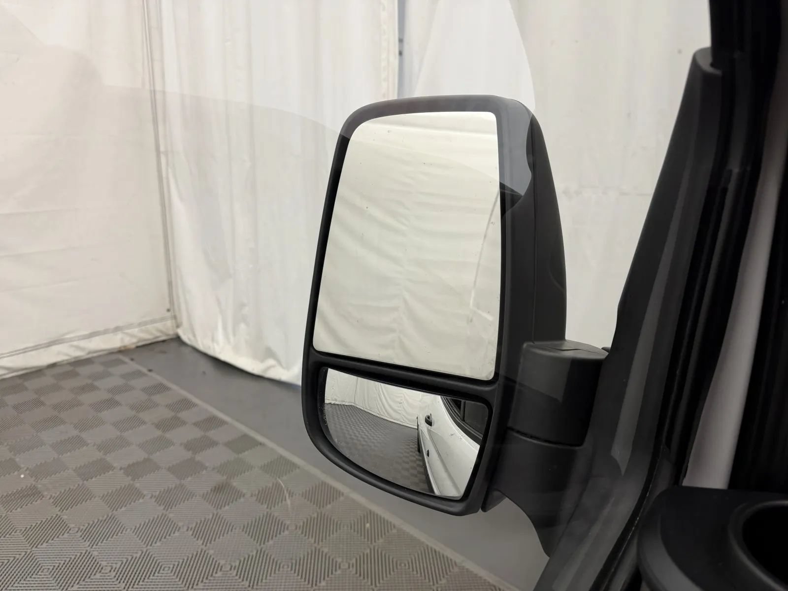 Used 2024 Ford Transit 250 148 High Roof Extended RWD image 18