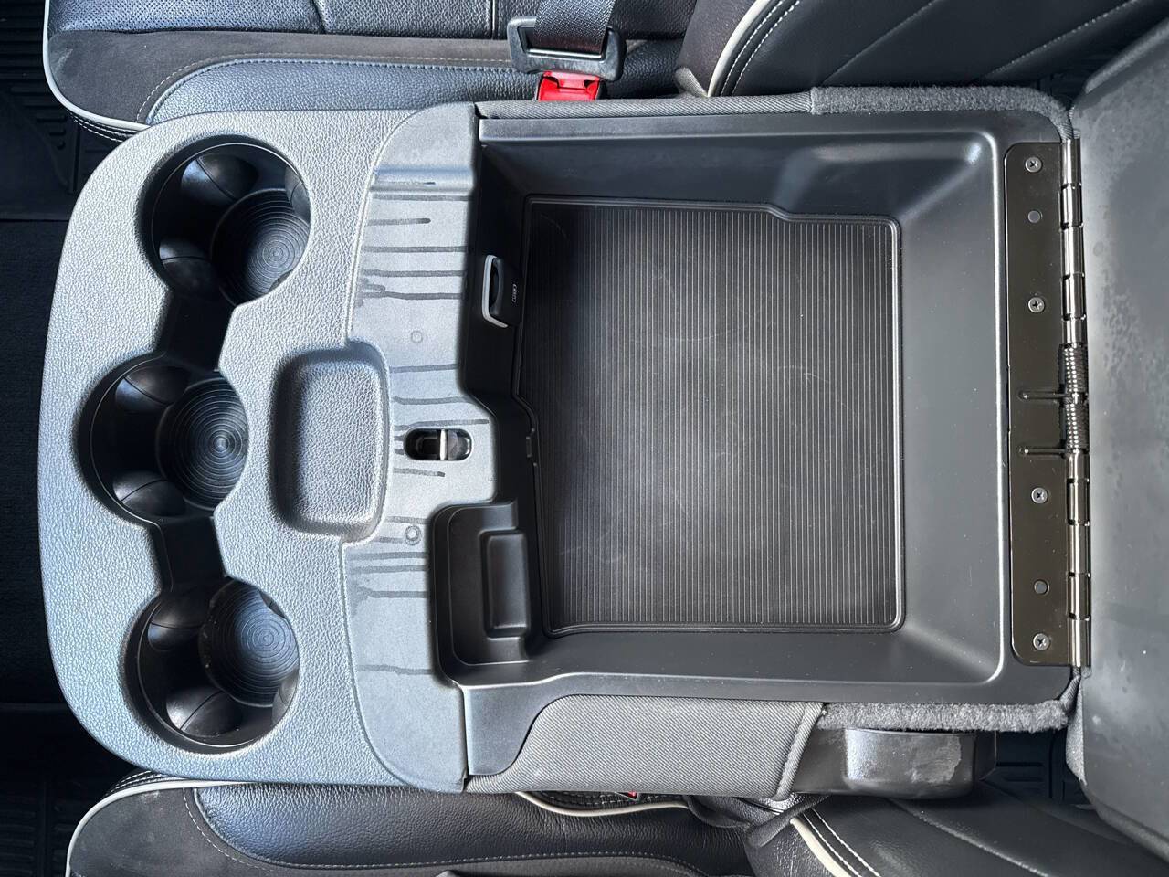 Used 2024 RAM 2500 Laramie w/ Night Edition image 32