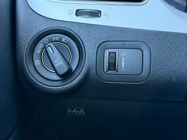 Used 2014 Dodge Journey Limited w/ Flexible Seating Group AWD/4WD image 25