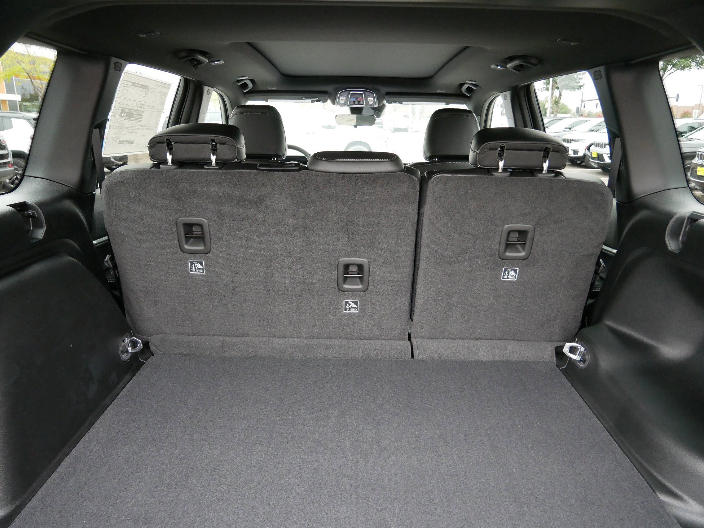 New 2025 Jeep Grand Cherokee Limited image 11