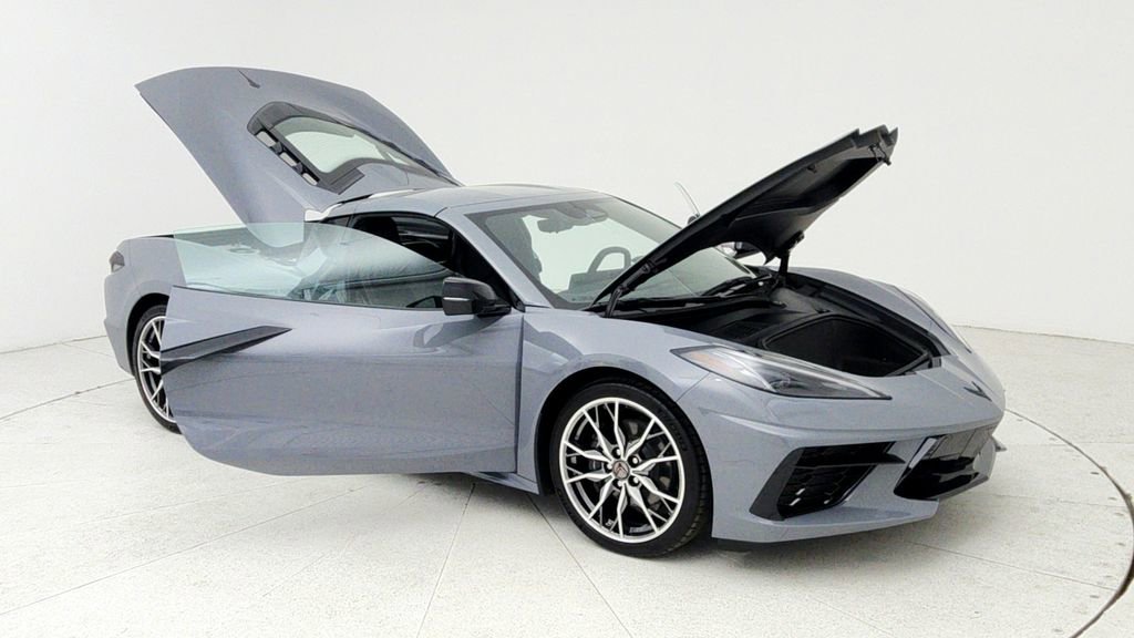 Used 2025 Chevrolet Corvette Stingray Preferred Cpe w/ Stealth Interior Trim Package image 10