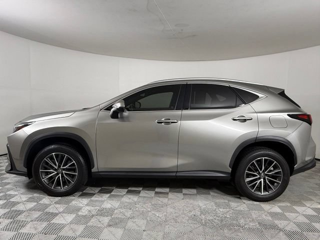 Used 2022 Lexus NX 350 AWD image 3