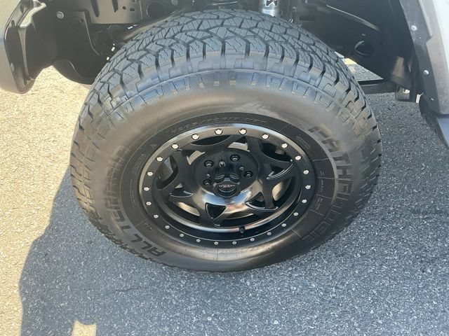 Used 2022 Jeep Gladiator Sport AWD/4WD image 11