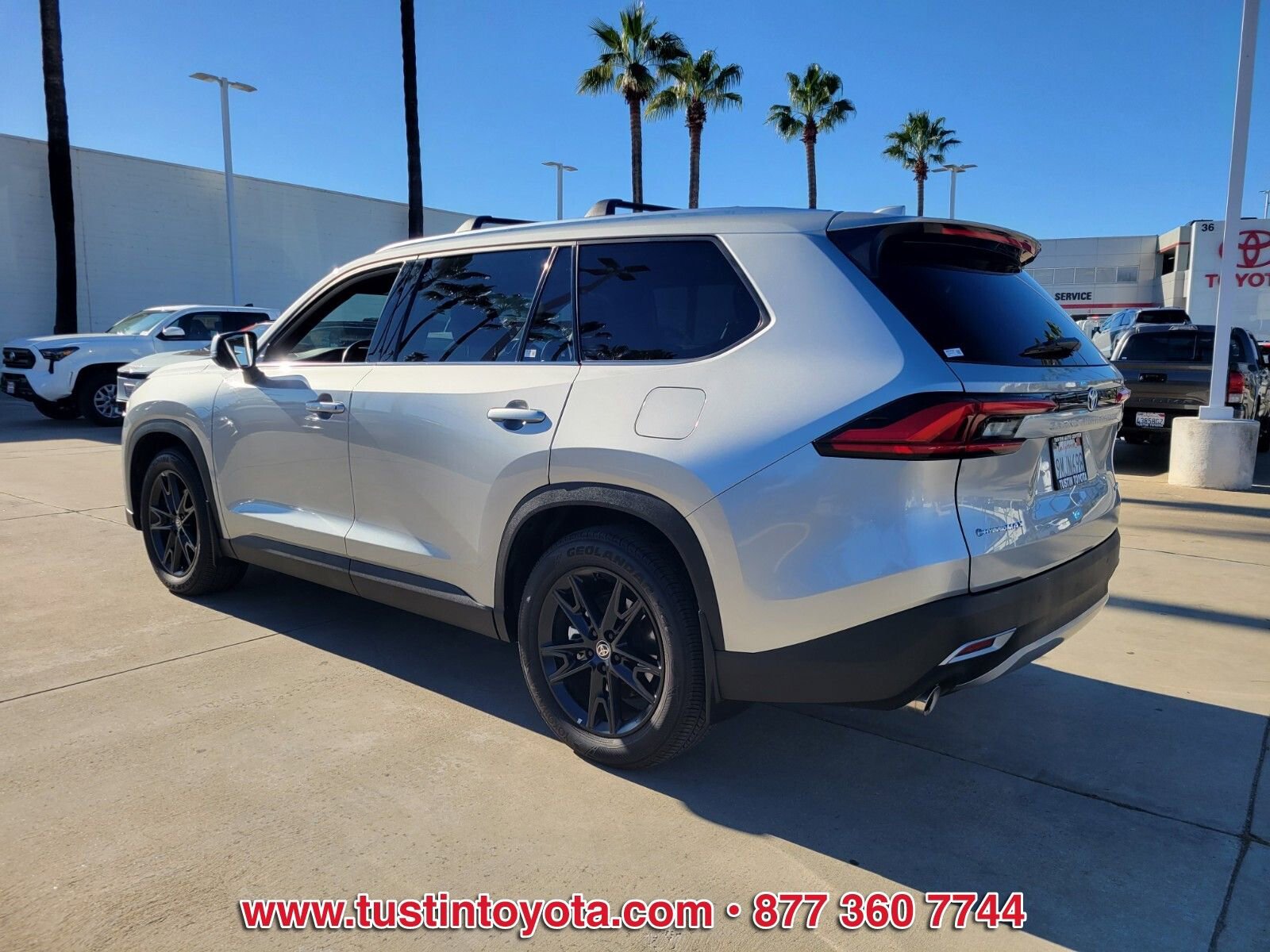Certified 2024 Toyota Grand Highlander AWD Hybrid image 6