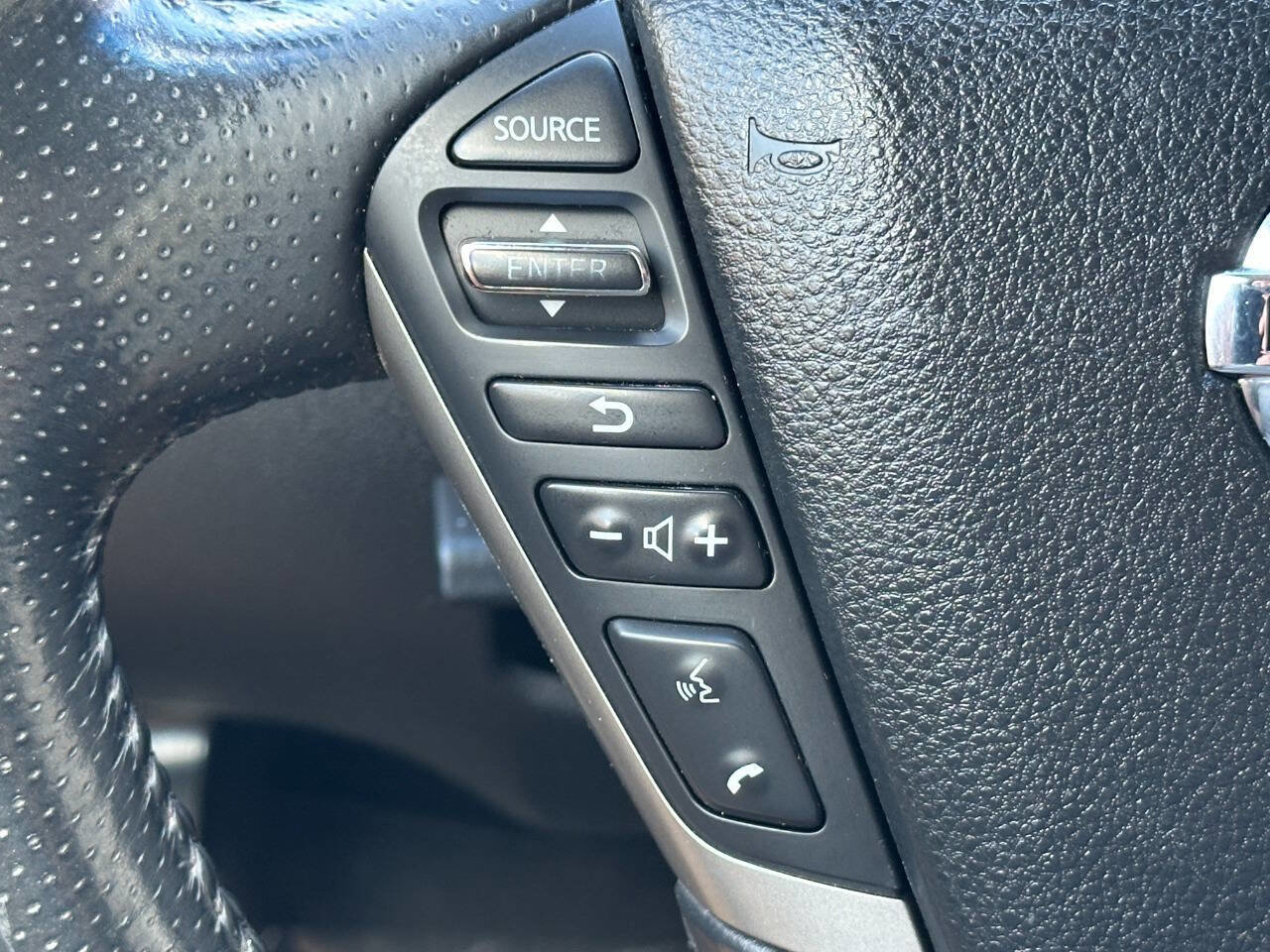 Used 2014 Nissan Murano SL w/ Navigation Package AWD/4WD image 38