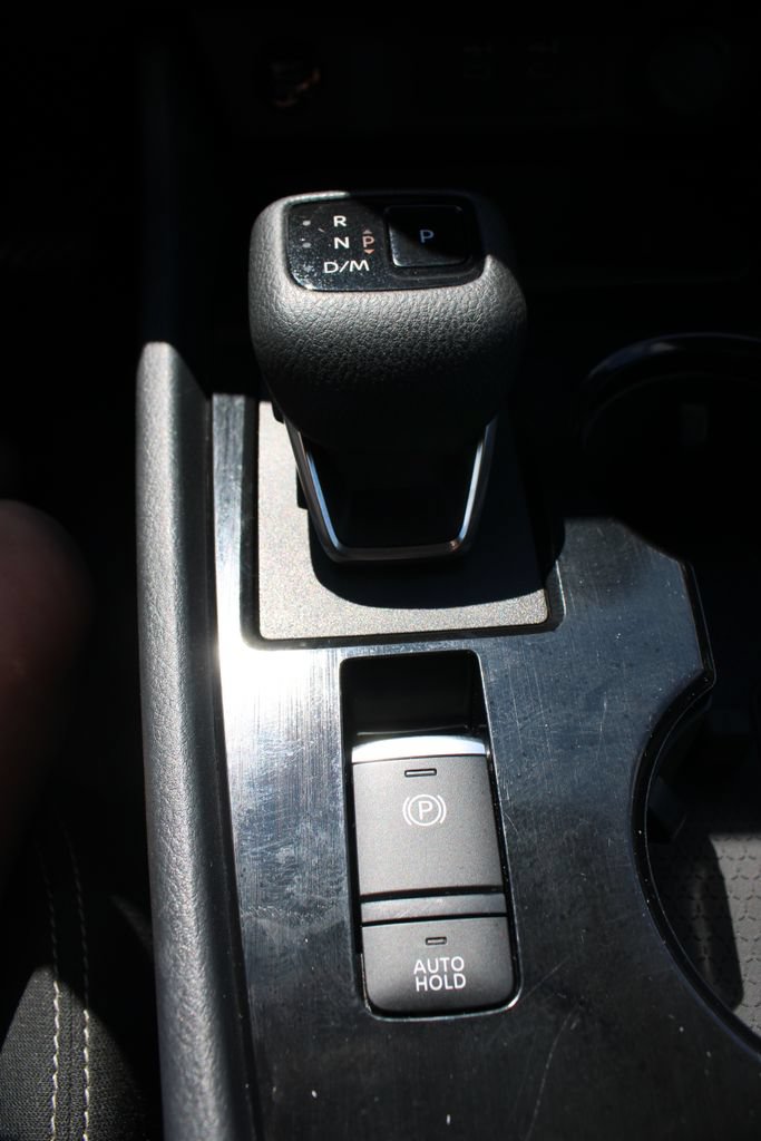 Used 2024 Nissan Rogue SV AWD/4WD image 45