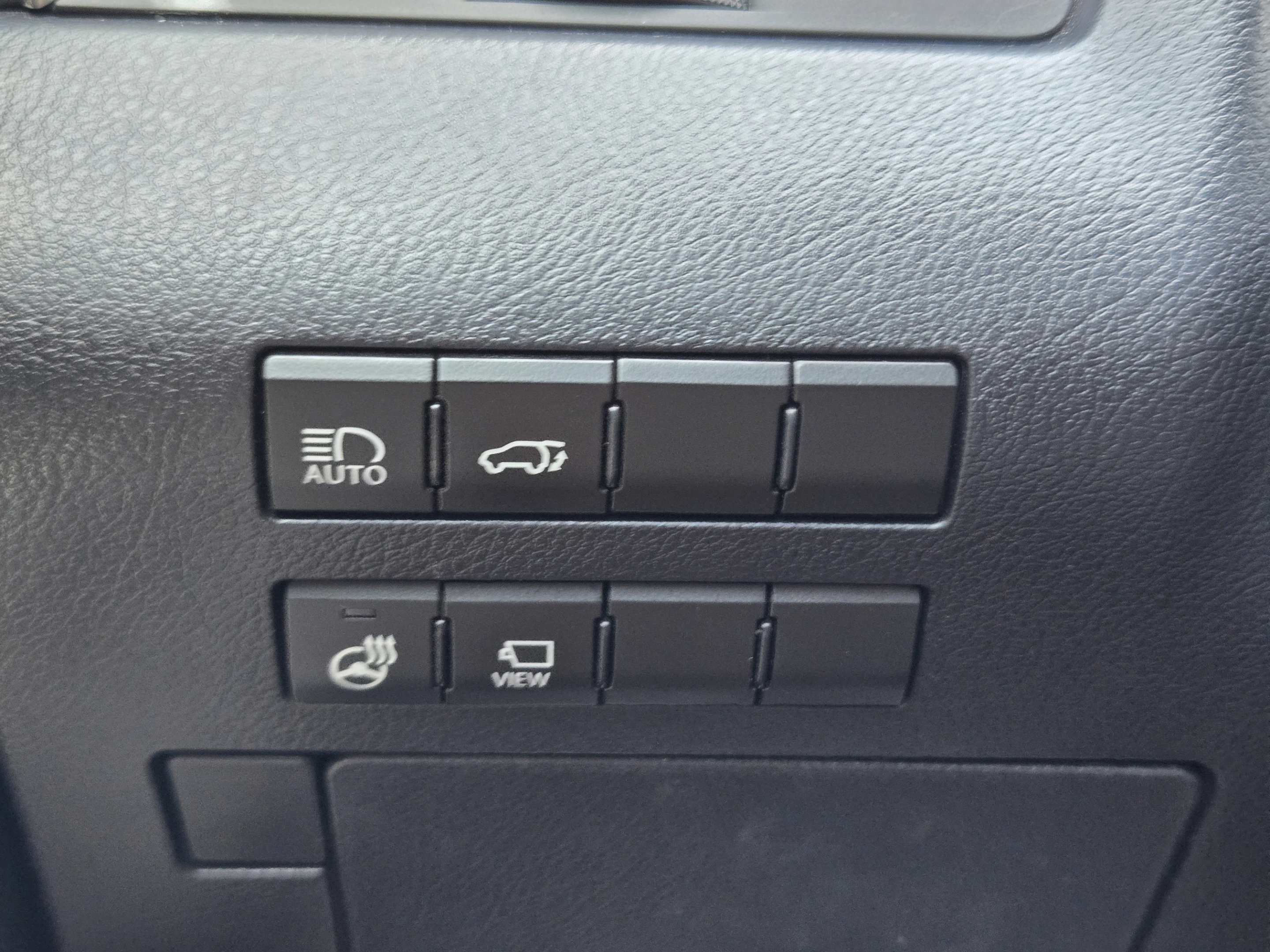 Used 2020 Lexus RX 350L FWD w/ Premium Package image 20
