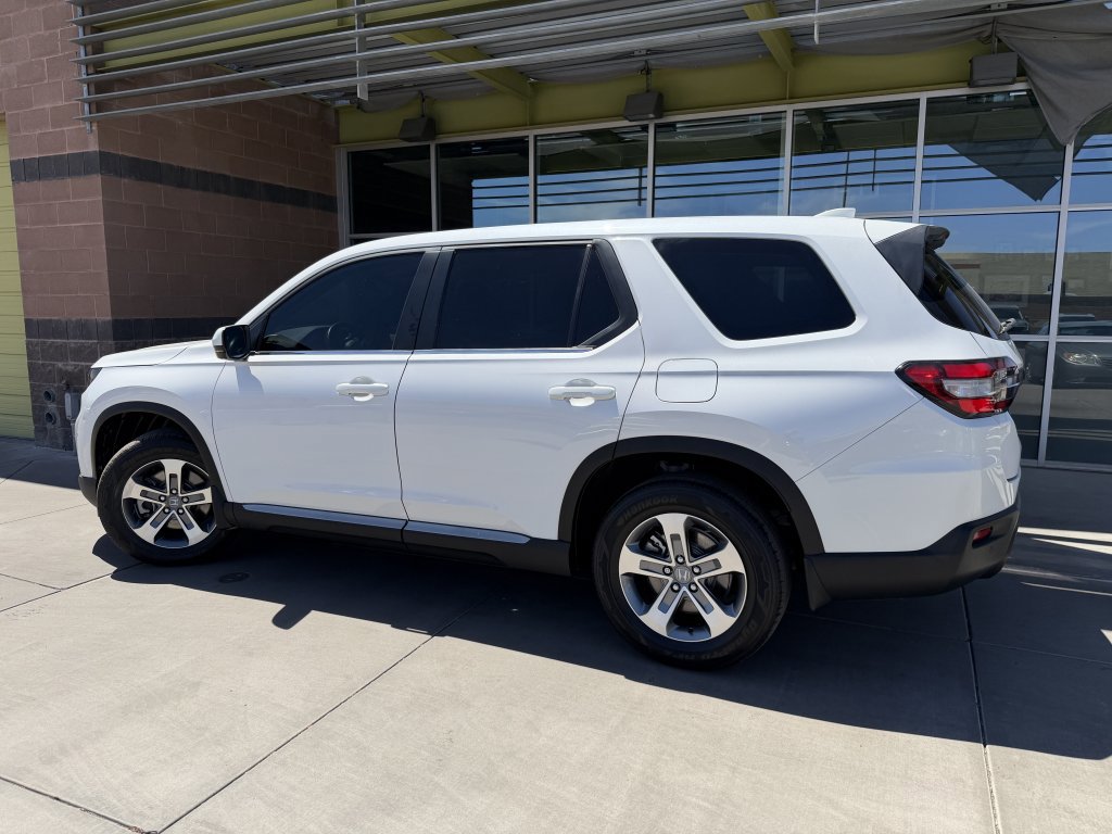 Used 2024 Honda Pilot EX-L image 5