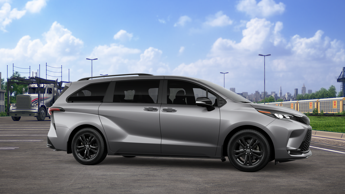 New 2026 Toyota Sienna XSE AWD/4WD image 15
