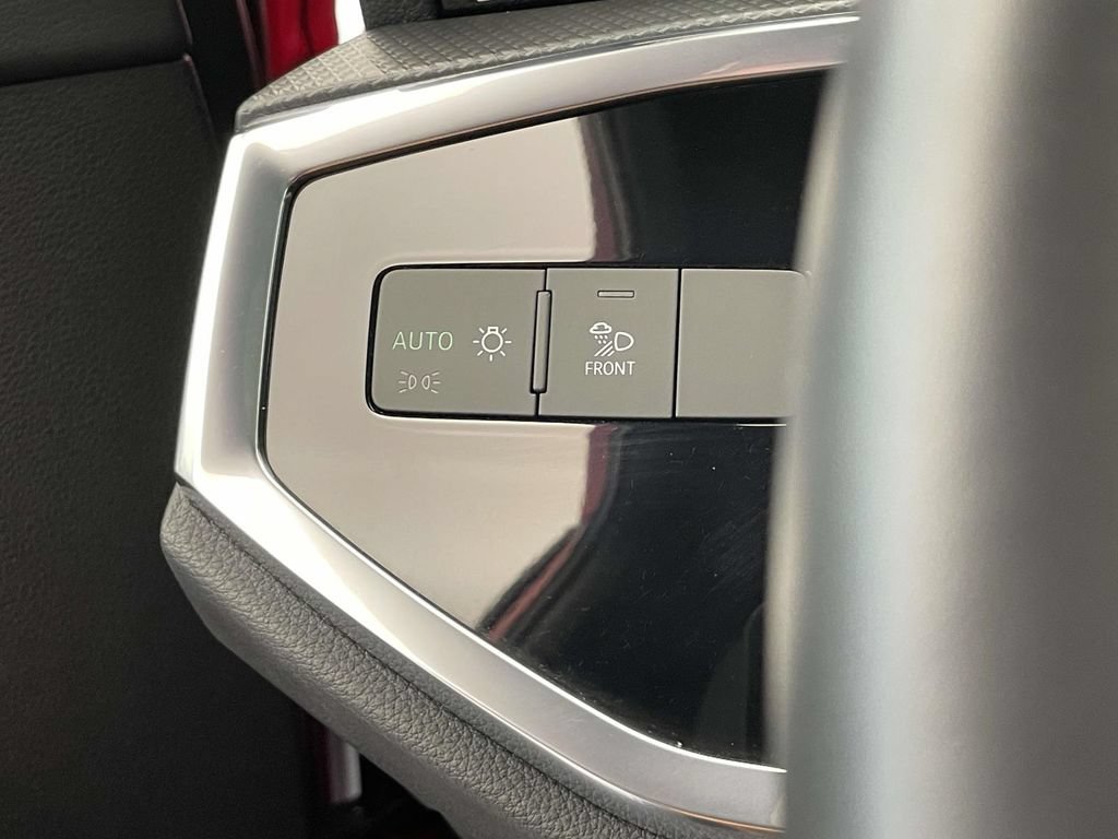 Certified 2025 Audi Q3 2.0T Premium w/ Convenience Package AWD/4WD image 35