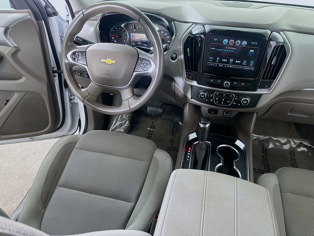 Used 2019 Chevrolet Traverse LT FWD image 17