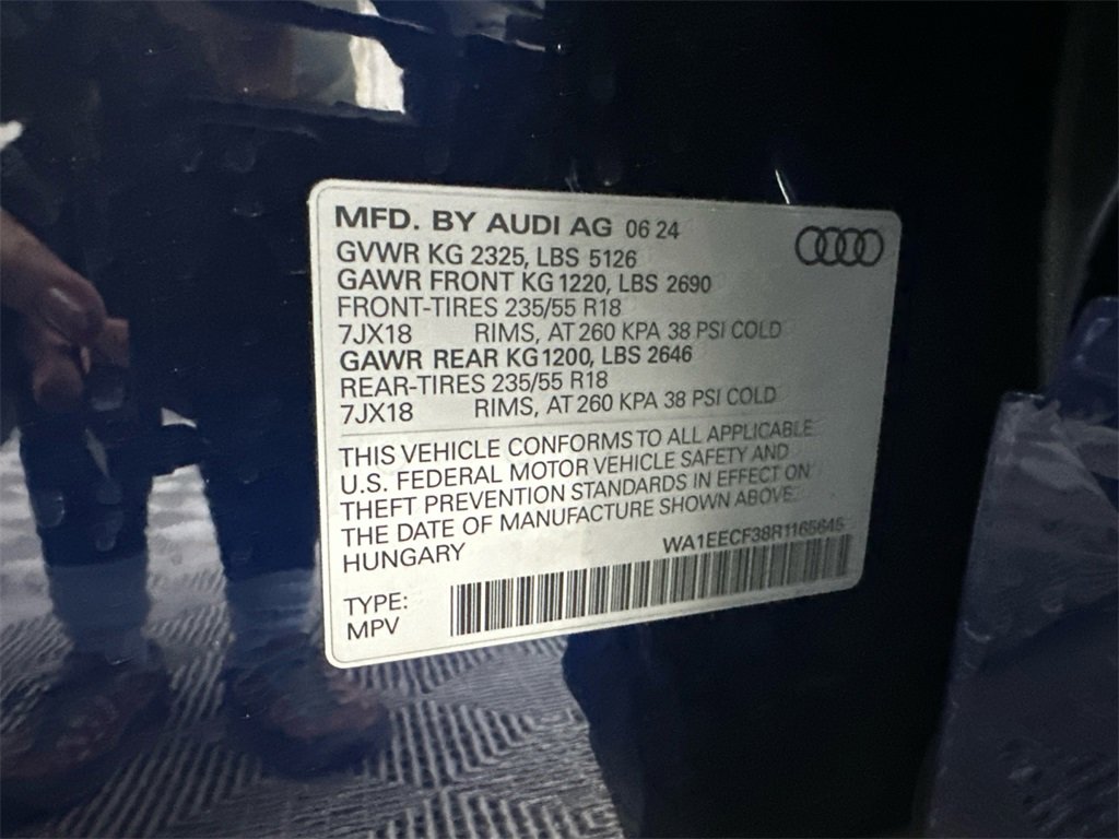Used 2024 Audi Q3 2.0T Premium Plus image 35