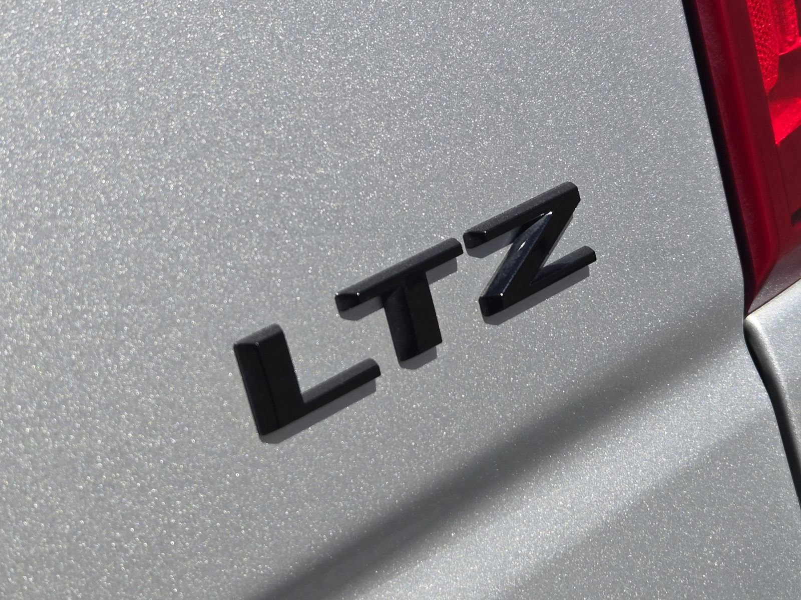 Certified 2022 Chevrolet Silverado 1500 LTZ w/ Technology Package image 12