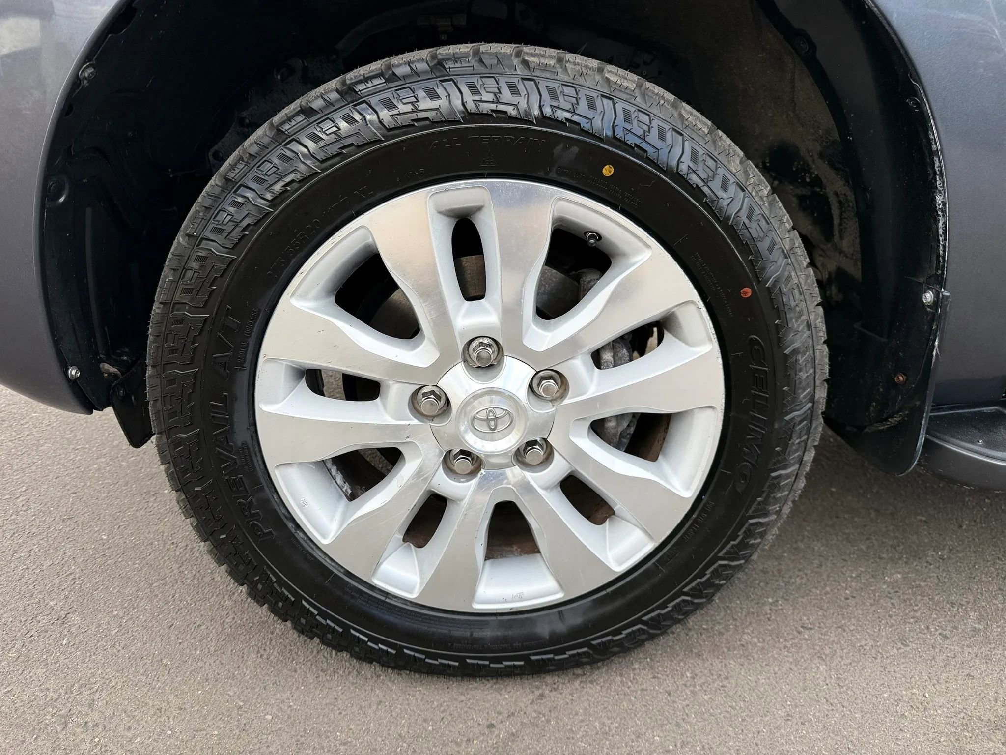 Used 2014 Toyota Sequoia Platinum w/ Preferred Accessory Package AWD/4WD image 41