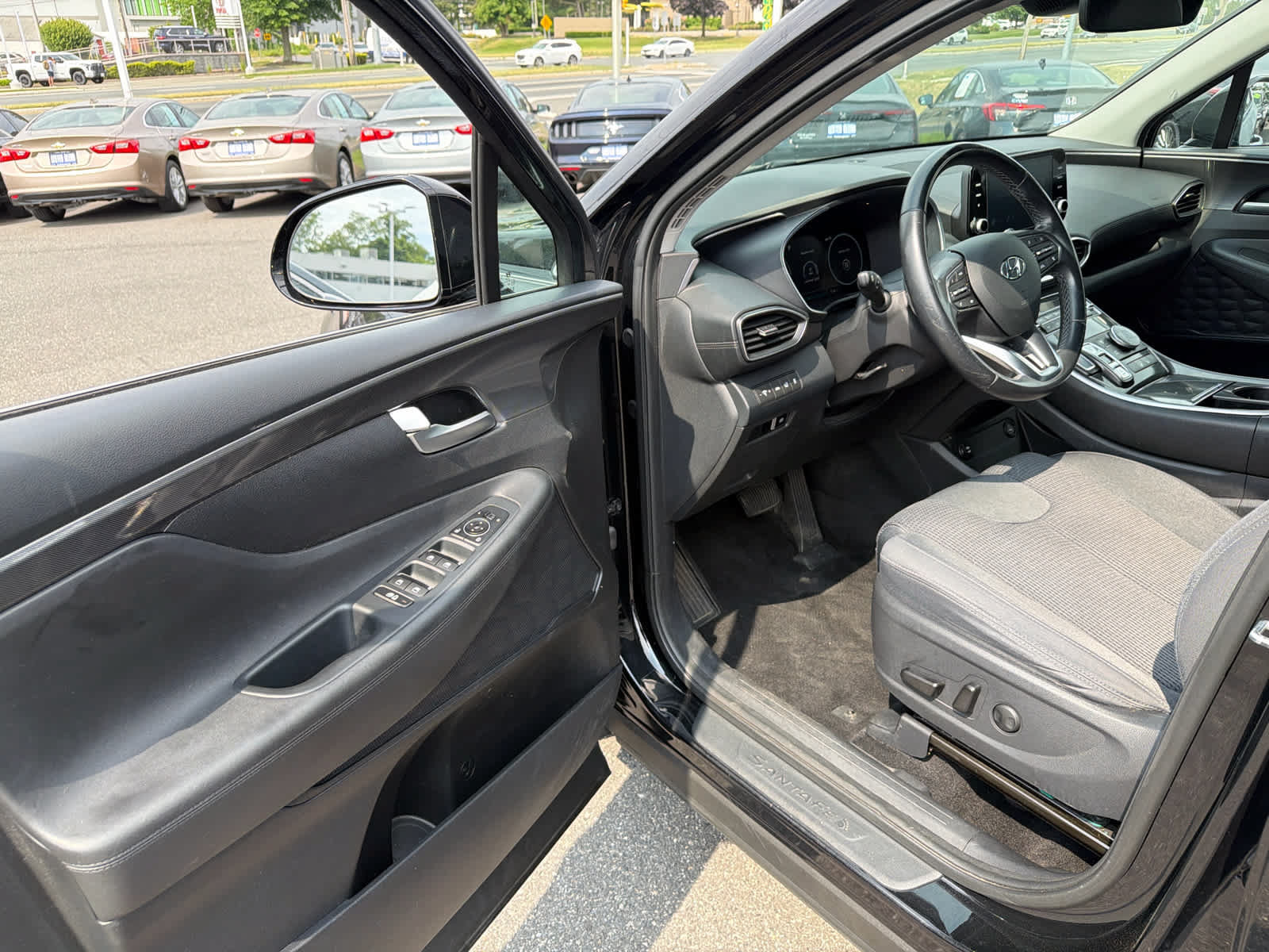 Used 2021 Hyundai Santa Fe SEL w/ Convenience Package AWD/4WD image 7