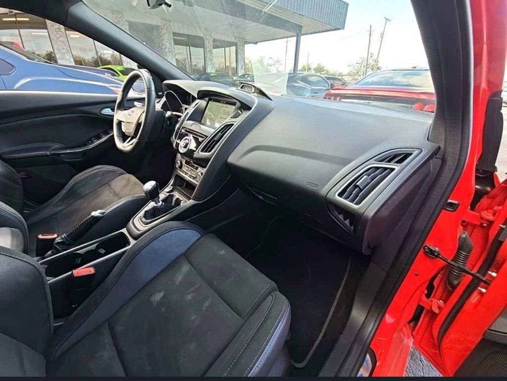Used 2018 Ford Focus RS image 5