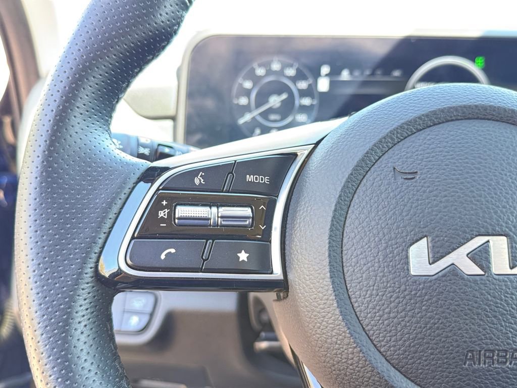 Certified 2024 Kia Seltos SX w/ SX Sunroof Package image 15