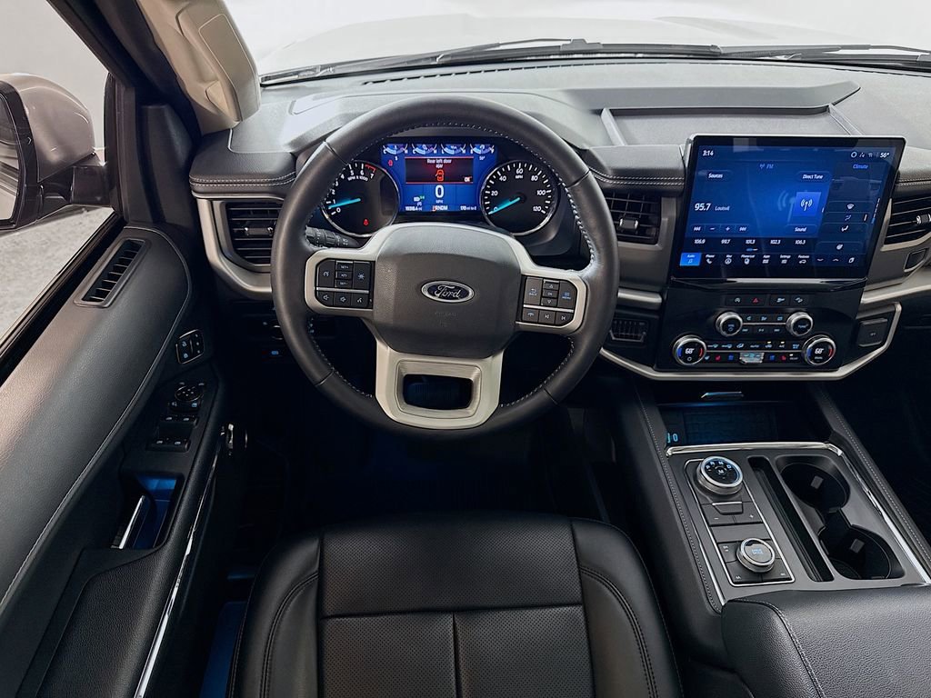 Certified 2024 Ford Expedition Max XLT image 4