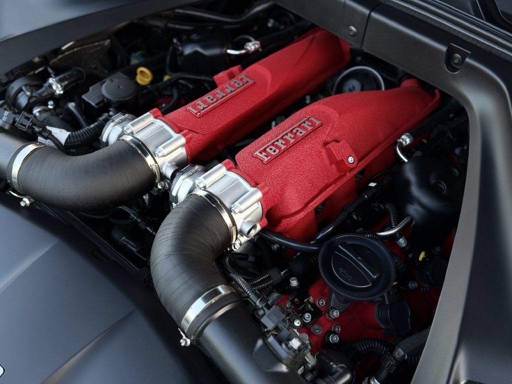 Used 2016 Ferrari California T RWD image 51