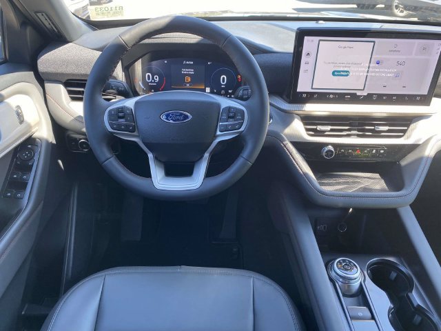New 2027 Ford Explorer Active w/ Active Comfort Package RWD image 4