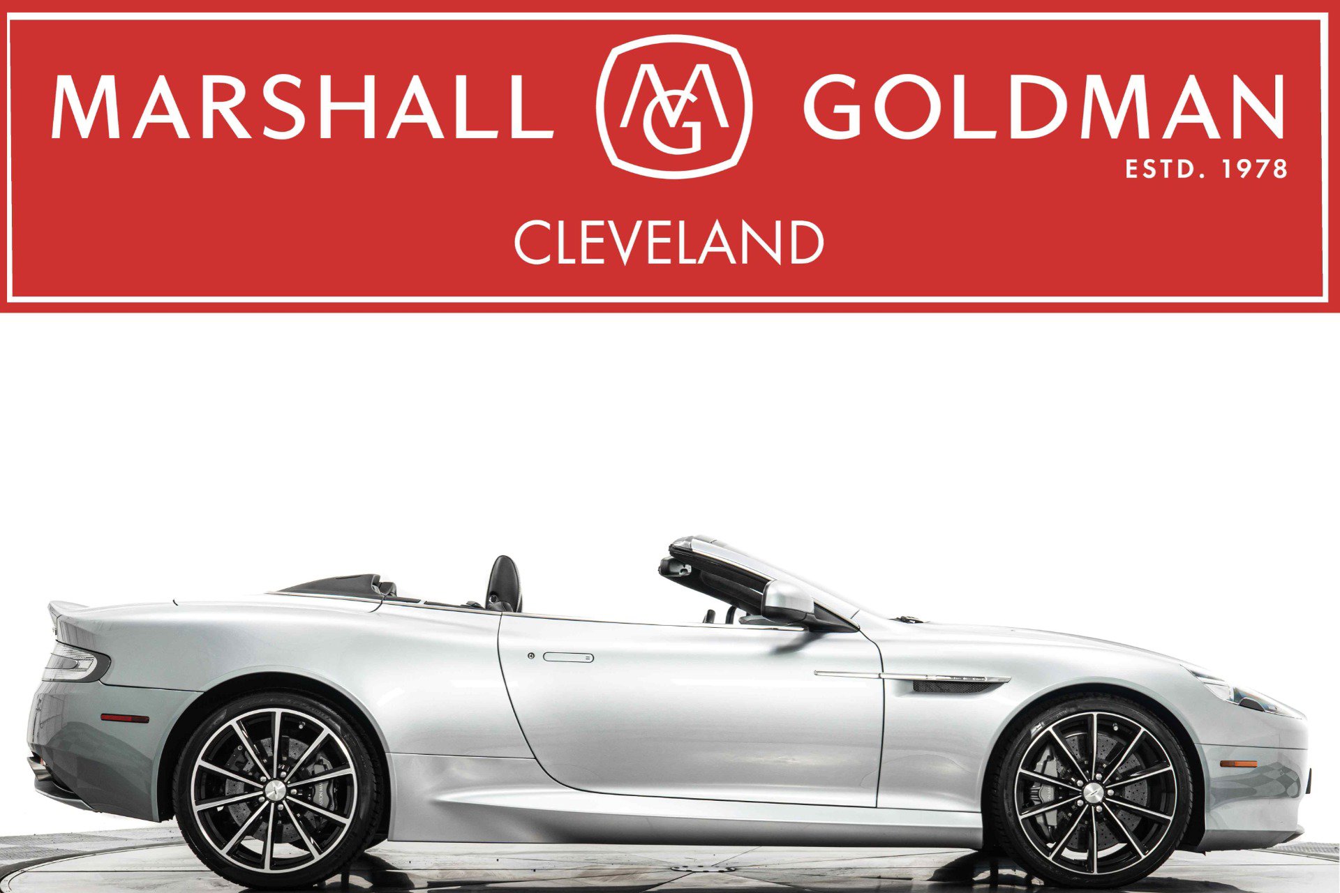 Used 2014 Aston Martin DB9 Volante image 1