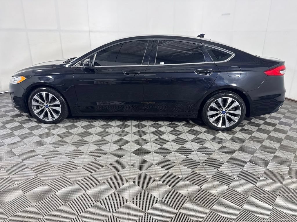Used 2020 Ford Fusion SE AWD/4WD image 6