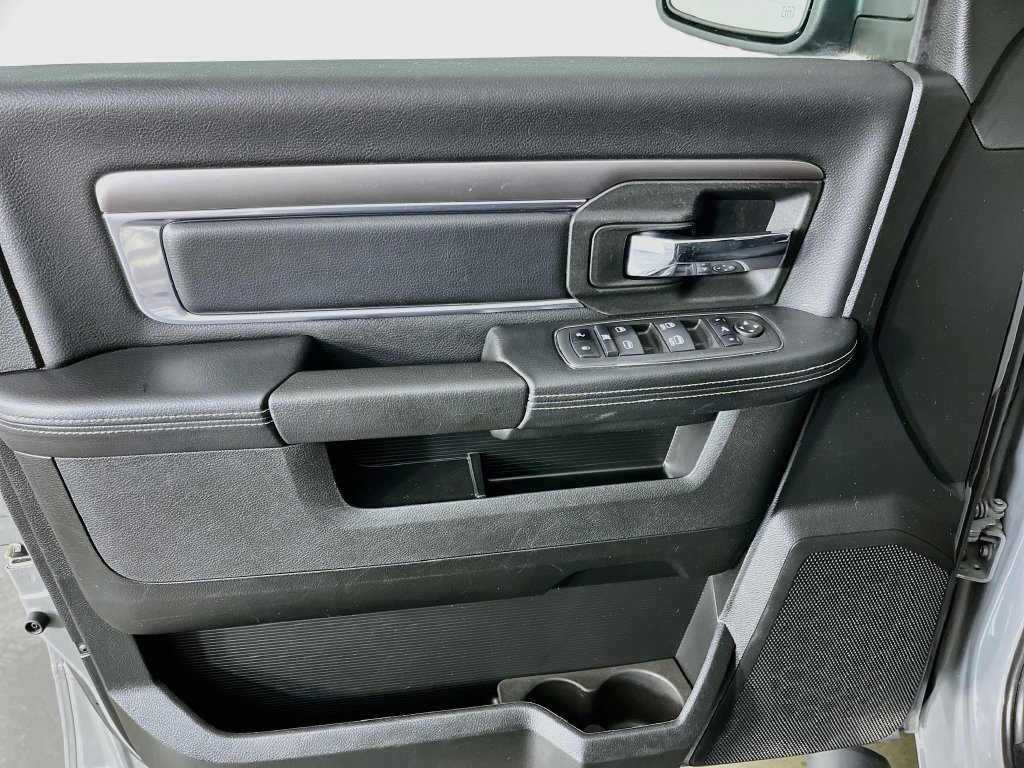Used 2022 RAM 1500 Warlock w/ Ceramic Grey Warlock Package AWD/4WD image 25